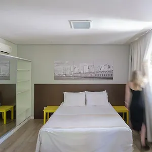 Hotel Açores Flat Design- 10 Minutos Moinhos De Vento, Porto Alegre