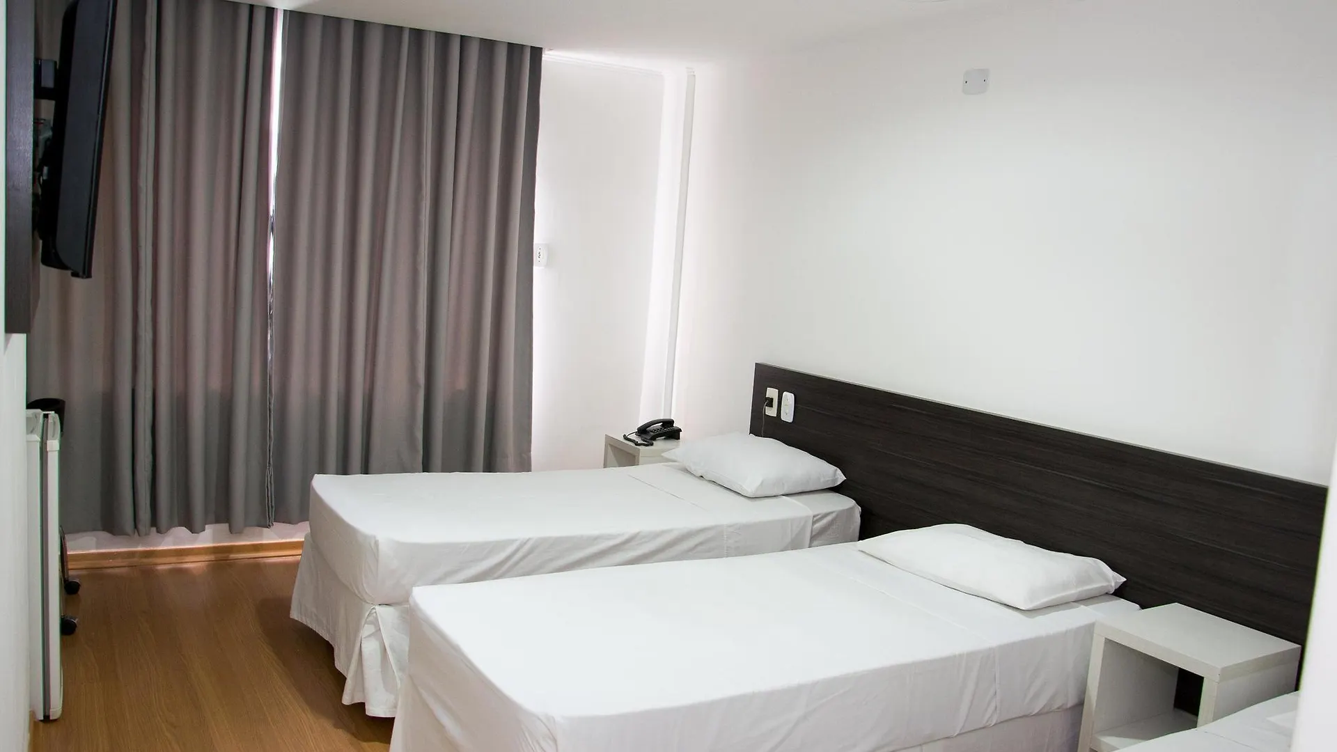 Ornatus Palace Hotel Porto Alegre 3*,